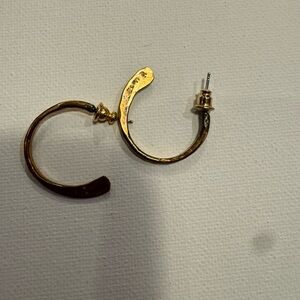 Elegant Gold Hoop Earrings